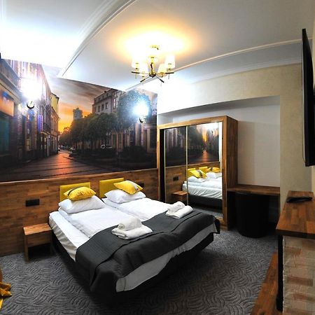 Apartamenty Na Mniszej แชมิตช์ ภายนอก รูปภาพ