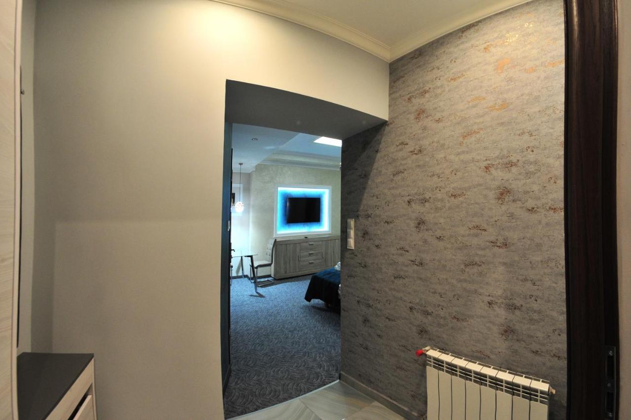 Apartamenty Na Mniszej แชมิตช์ ภายนอก รูปภาพ