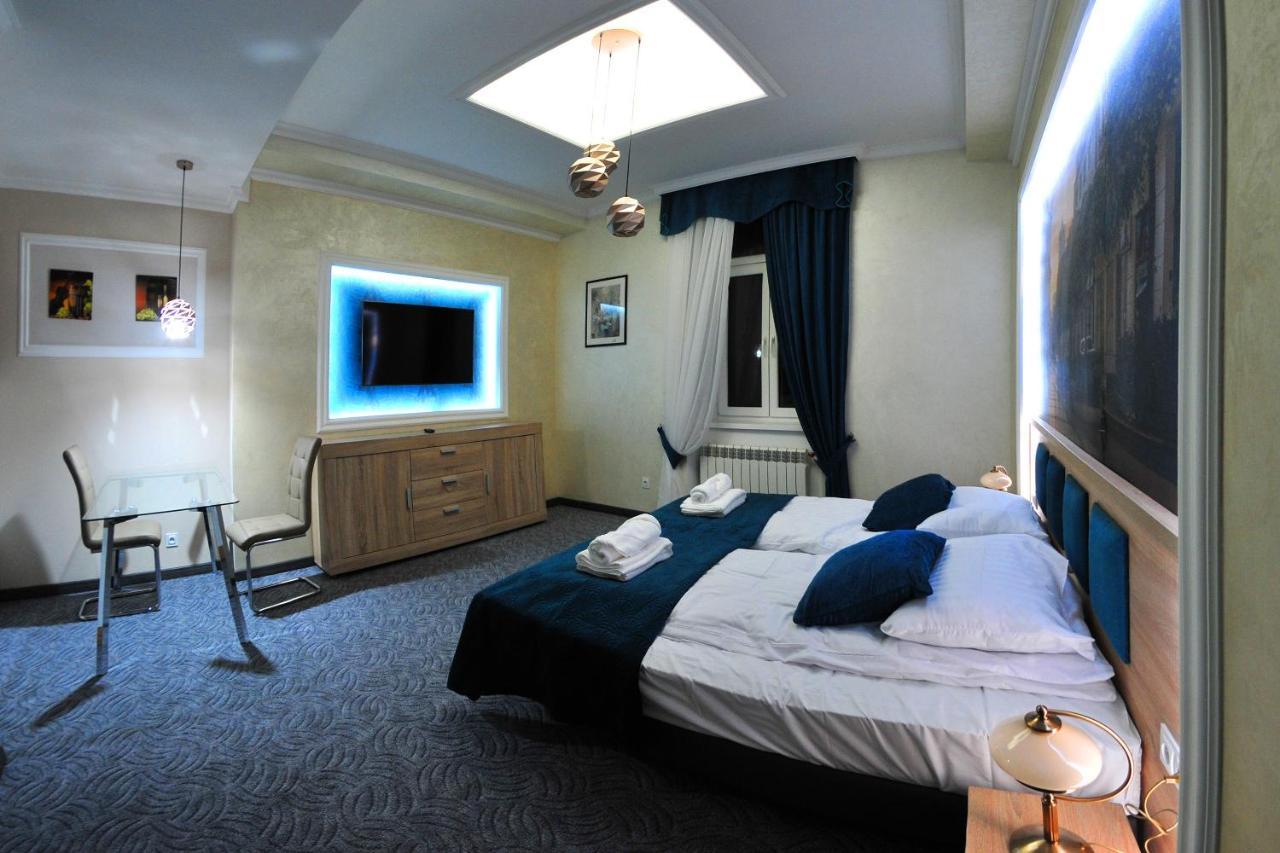 Apartamenty Na Mniszej แชมิตช์ ภายนอก รูปภาพ
