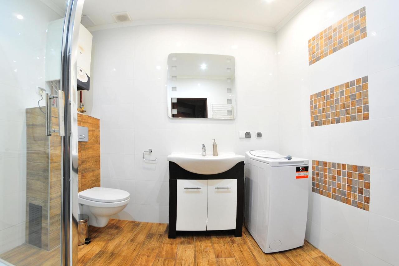 Apartamenty Na Mniszej แชมิตช์ ภายนอก รูปภาพ