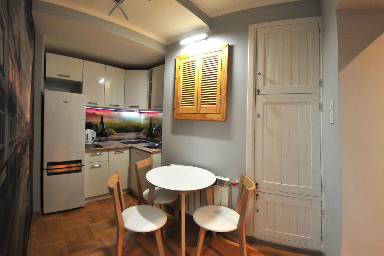 Apartamenty Na Mniszej แชมิตช์ ภายนอก รูปภาพ